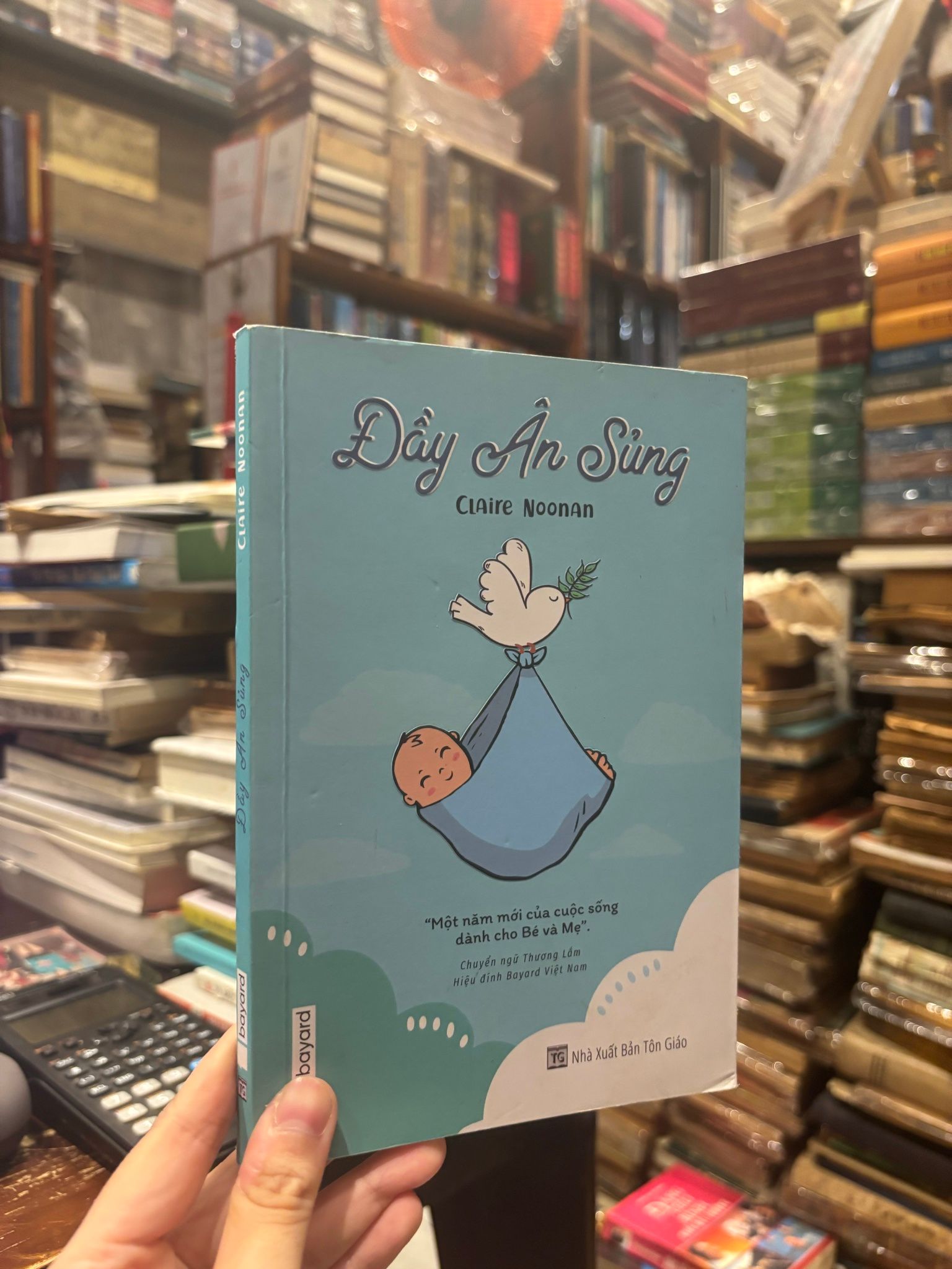  Đầy ân sủng - Claire Noonan 