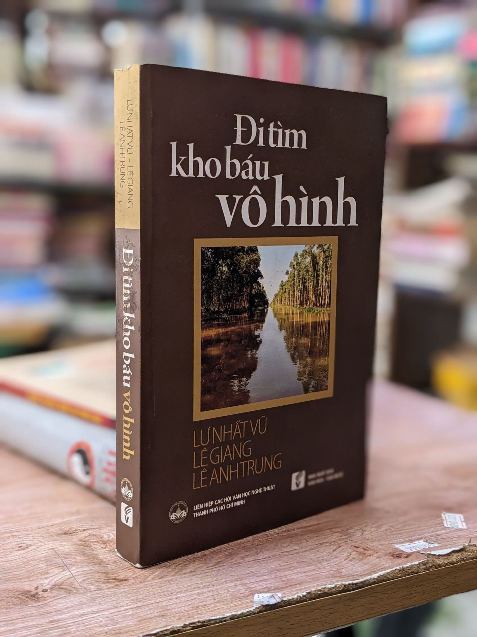  Đi tìm kho báu vô hình 