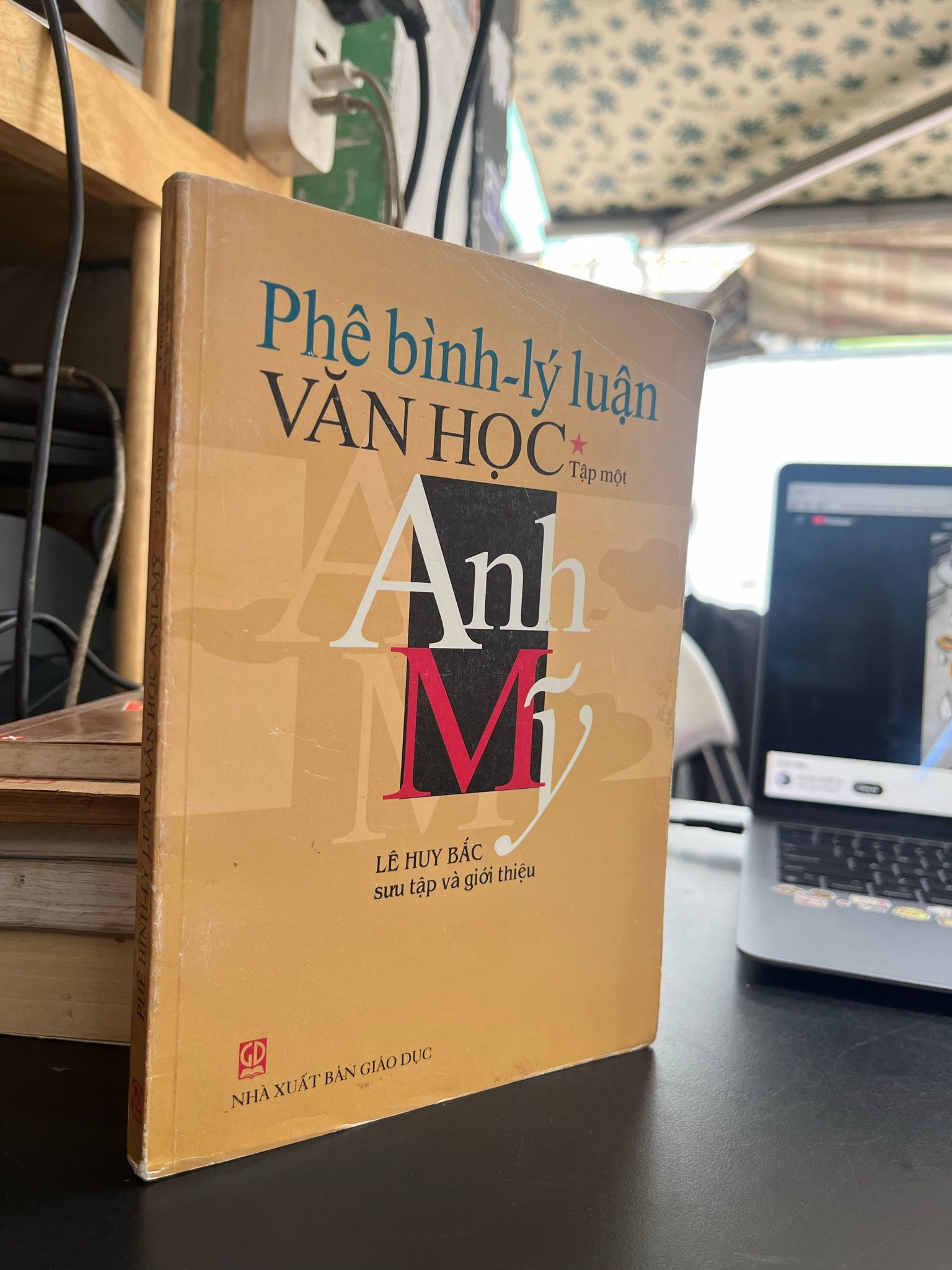  Phê bình - lý luận văn học Anh Mỹ tập 1 - Lê Huy Bắc 