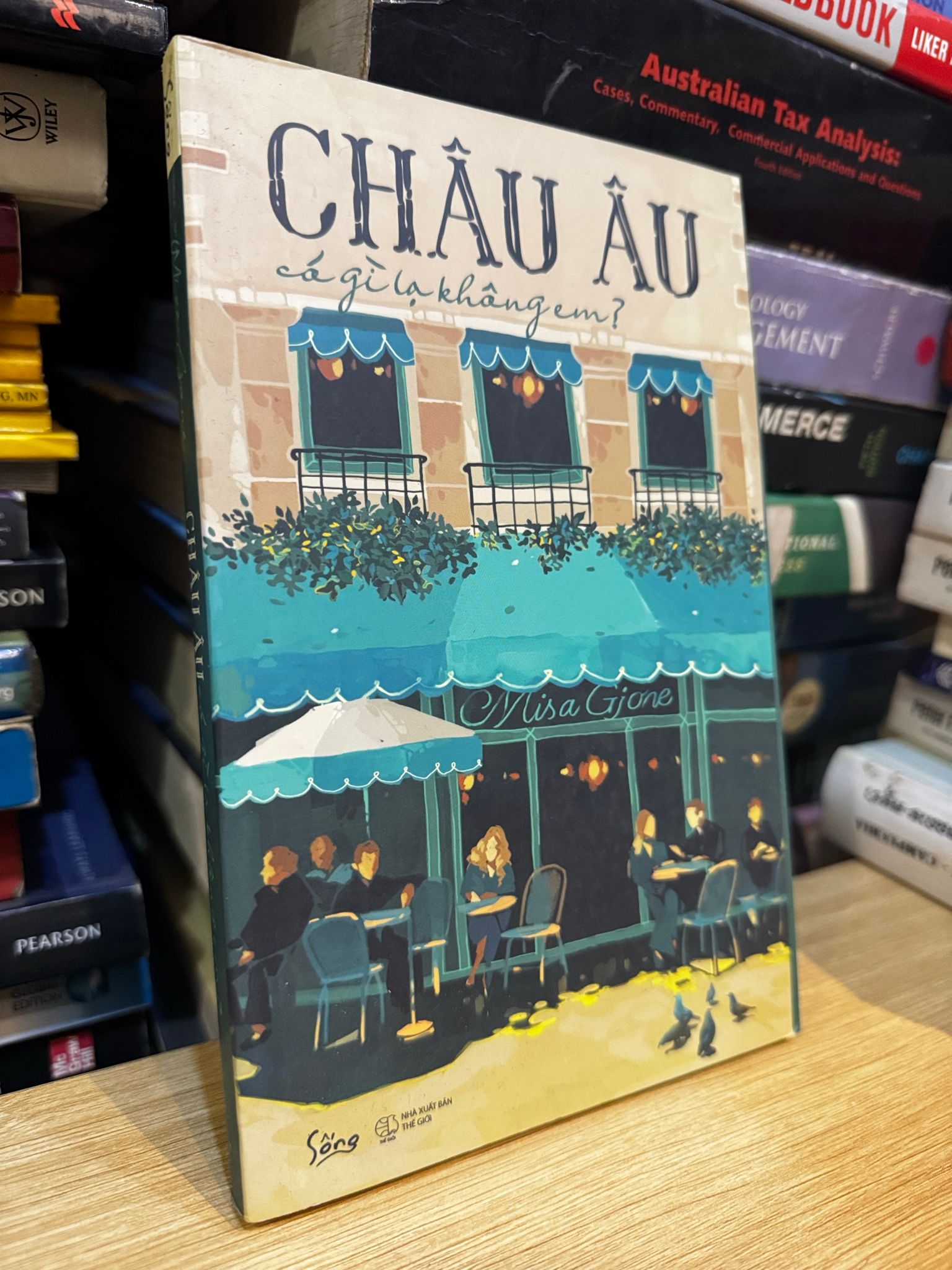  Châu Âu có gì lạ không em? - Misa Gjone 