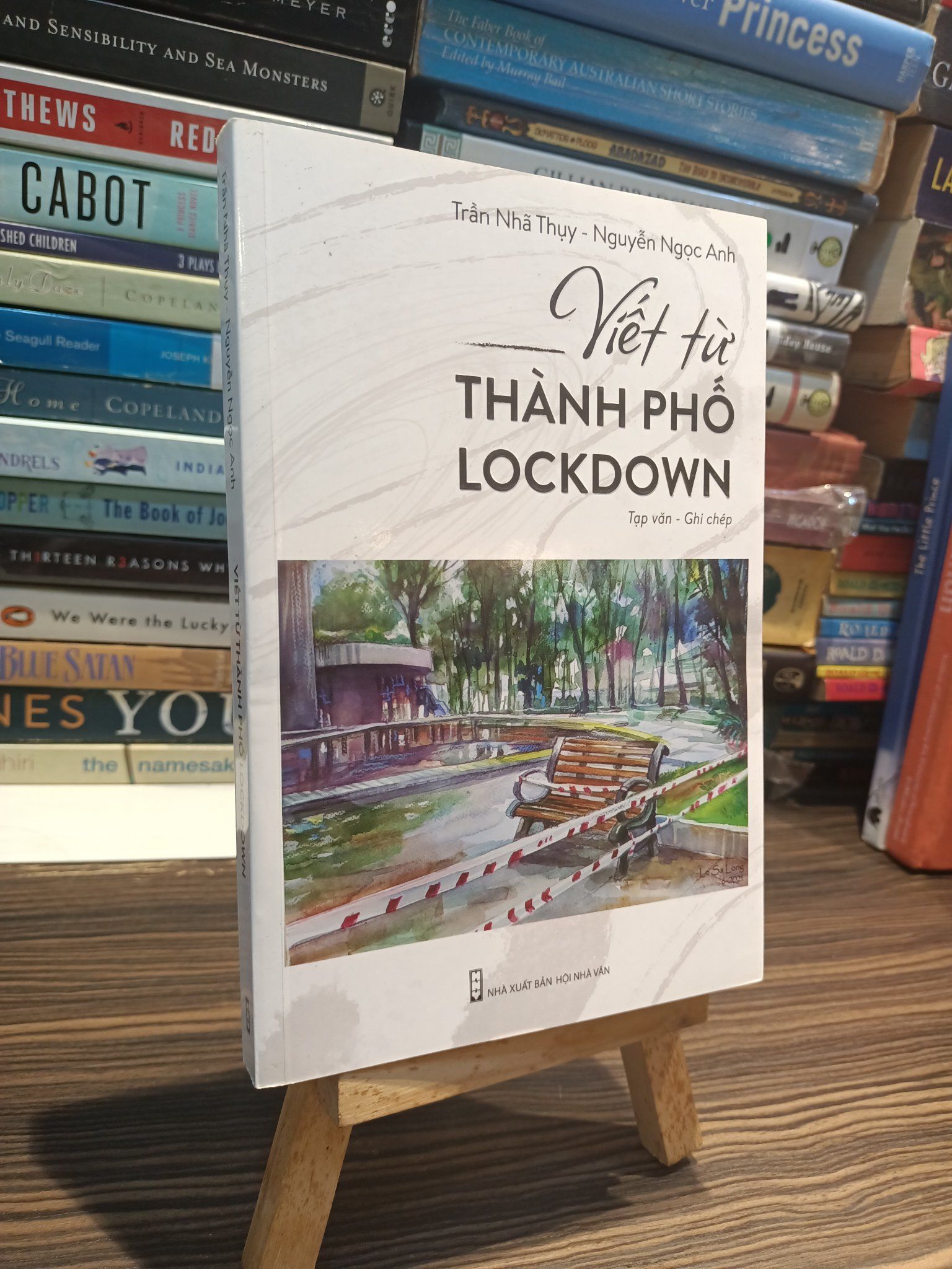 Viết từ thành phố Lockdown Trần Nhã Thụy Nguyễn Ngọc Anh