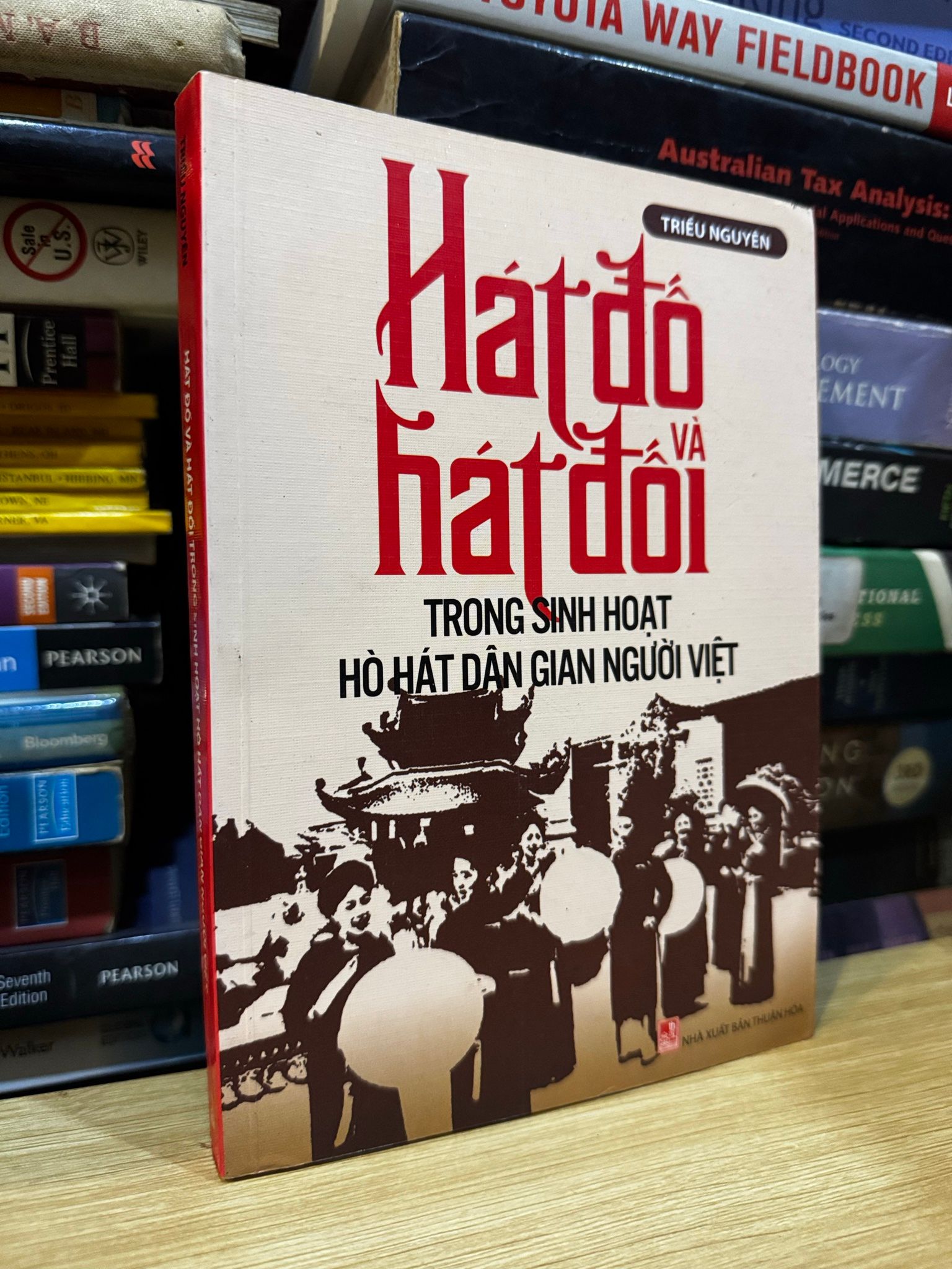  Hát đố và hát đối trong sinh hoạt dân gian người Việt - Triều Nguyên 