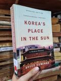  KOREA'S PLACE IN THE SUN : A MODERN HISTORY - Bruce Cumings 