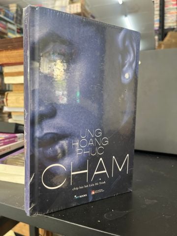Chạm - Ưng Hoàng Phúc