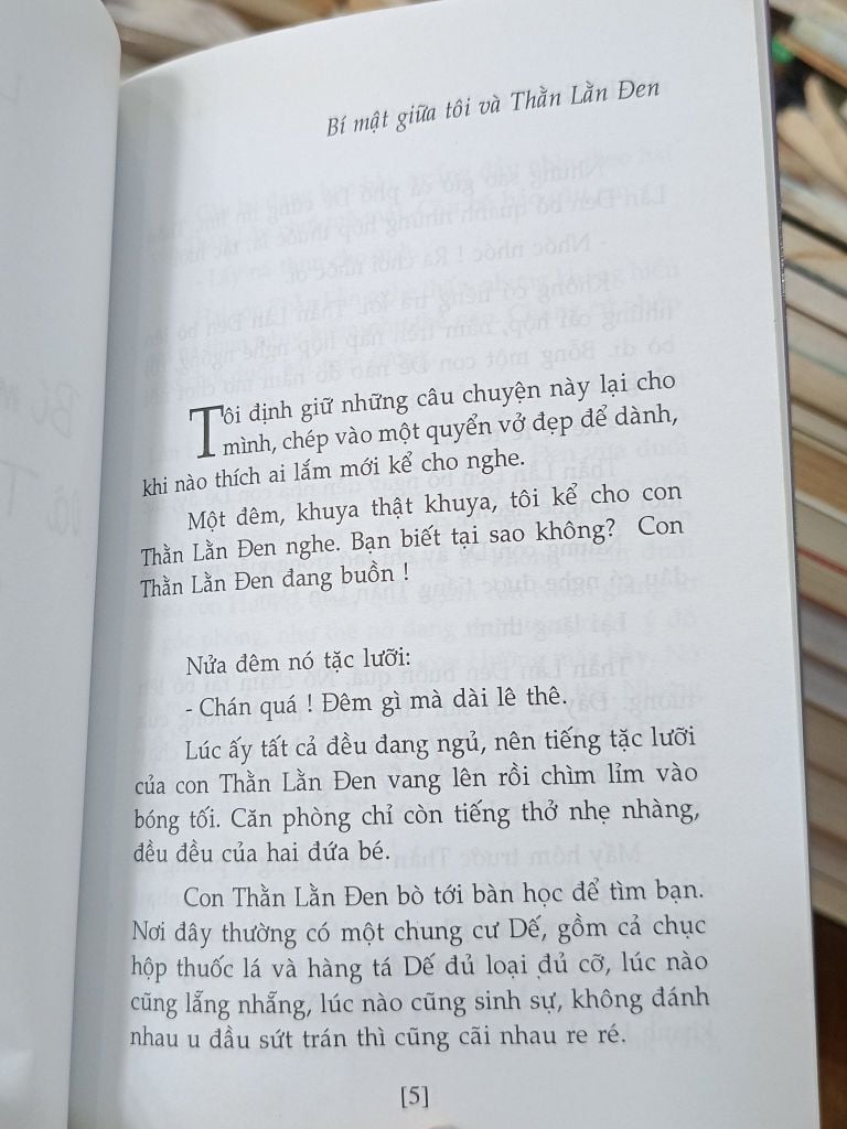  Bí Mật Giữa Tôi và Thằn Lằn Đen - Lý Lan 