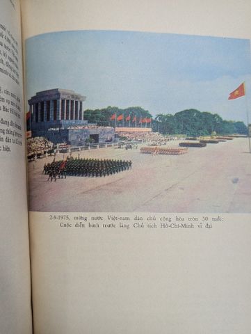  VIỆT NAM ĐẤT NƯỚC ANH HÙNG 