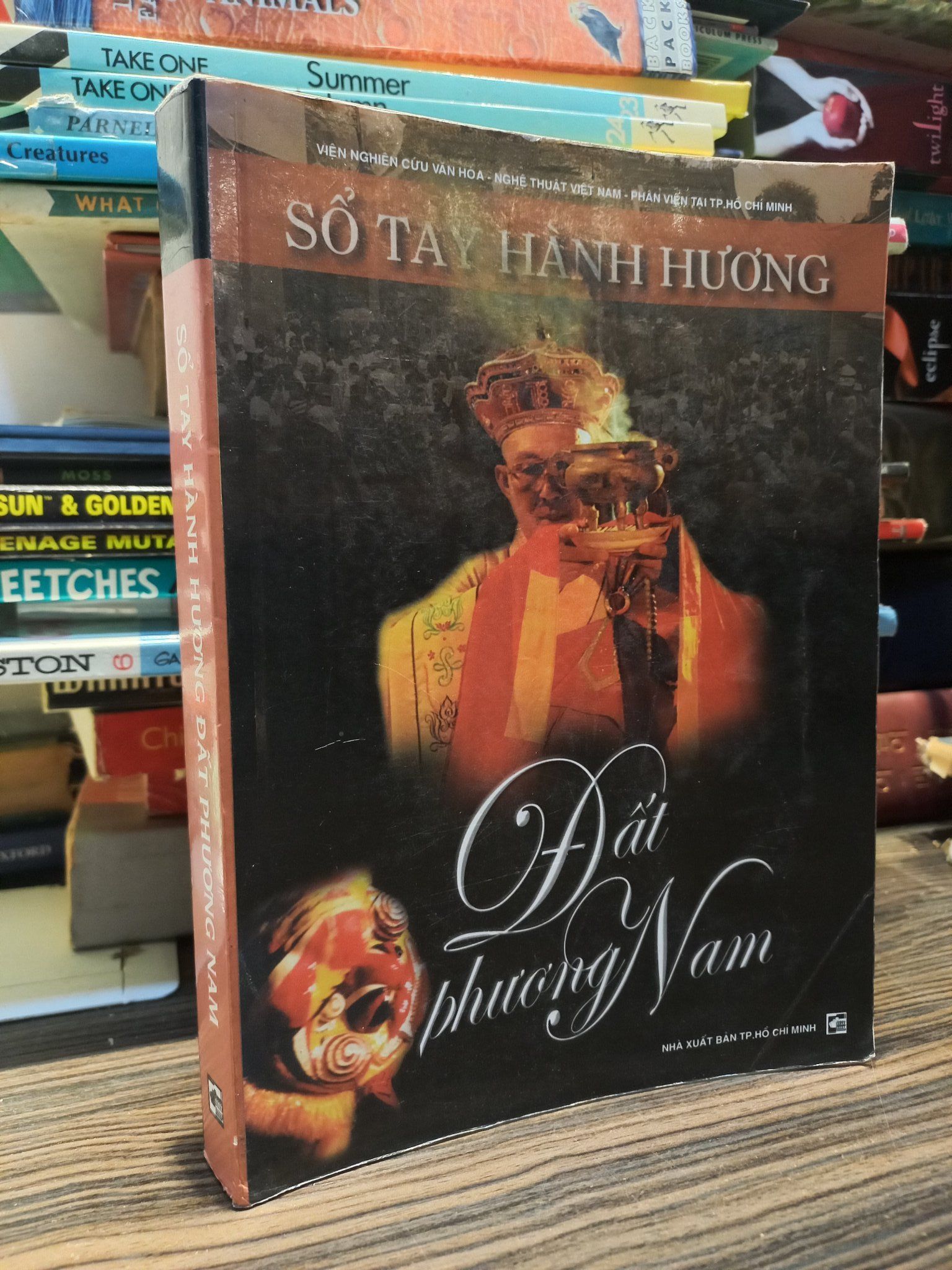  Sổ tay hành hương Đất Phương Nam - Viện nghiên cứu văn hóa - nghệ thuật Việt Nam - Phân viện tại TP. Hồ Chí Minh 