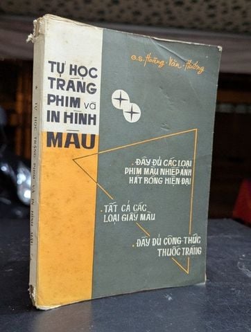  Tự học tráng phim và in hình màu - Gs. Hoàng Văn Hưởng 