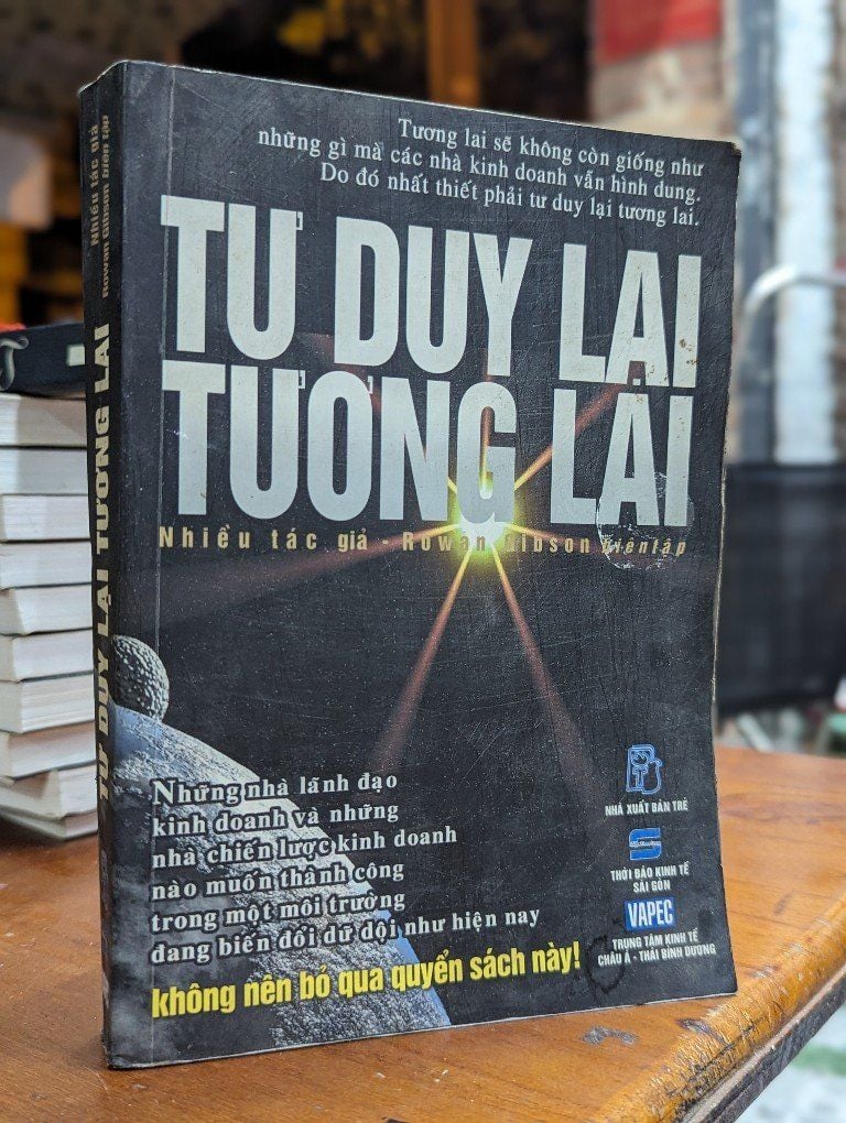  Tư duy lại tương lai - Nhiều tác giả 