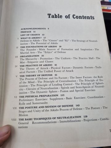  AIKIDO AND THE DYNAMIC SPHERE : AN ILLUSTRATED INTRODUCTION (A. WESTBROOK & O. RATTI) 