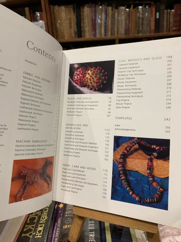  Create your Own Jewellery - Ann Kay (editor) 