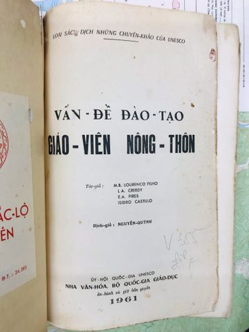  Vấn đề đào tạo giáo viên nông thôn - dịch giả Nguyễn Quỳnh 