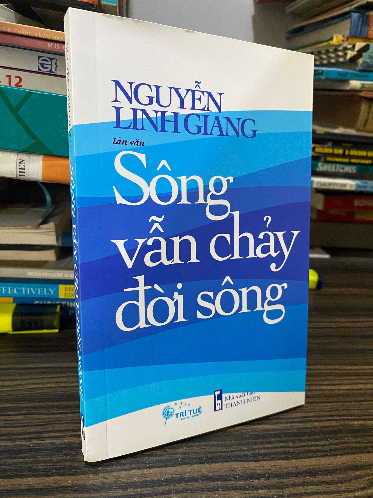  Sông vẫn chảy đời sông - Nguyễn Linh Giang 