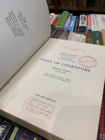  GINN LITERATURE SERIES: TYPES OF LITERATURE - Edward J. Gordon 