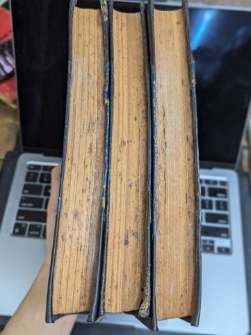  TẠP CHÍ NGUYỆT SAN PHƯƠNG ĐÔNG - NHÓM TÁC GIẢ ( TỪ SỐ 1 -18 ĐÓNG THÀNH 3 CUỐN CÒN BÌA GỐC ) 