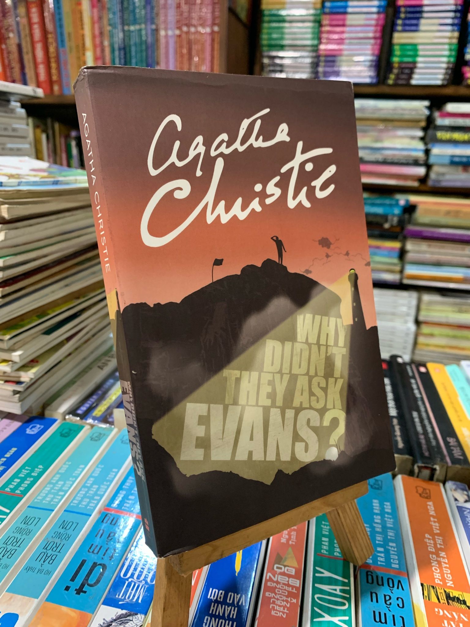  WHY DIDN'T THEY ASK EVANS? - Agatha Christie 