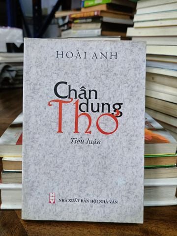 Chân Dung Thơ - Hoài Anh