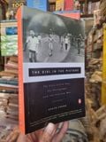  The Girl In The Picture : The Story of Kim Phuc, the Photograph, and the Vietnam War - Denise Chong 