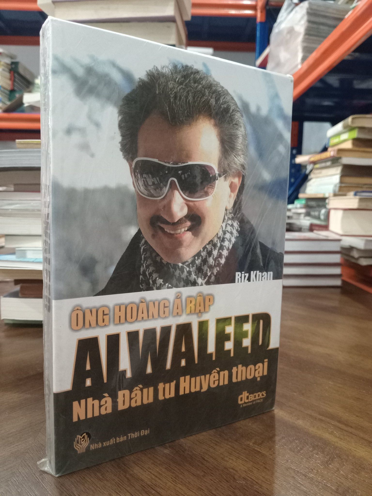  Ông hoàng Ả Rập Alwaleed, nhà đầu tư huyền thoại - Riz Khan 