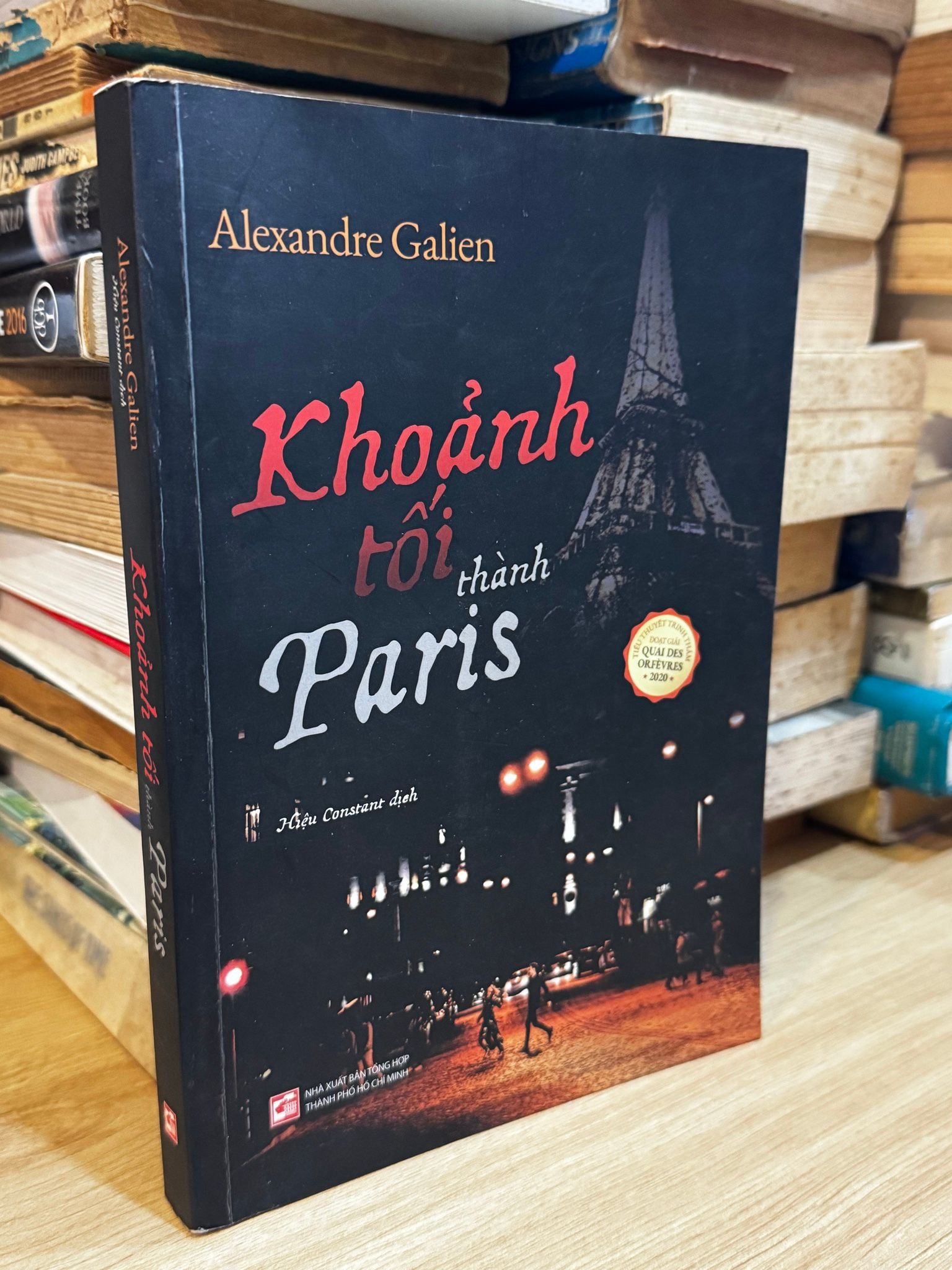  Khoảnh tối thành Paris - Alexandre Galien 
