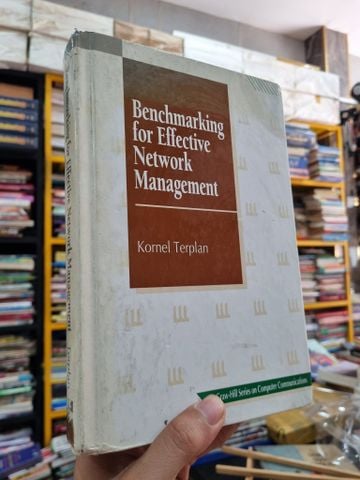  Benchmarking for Effective Network Management - Kornel Terplan 