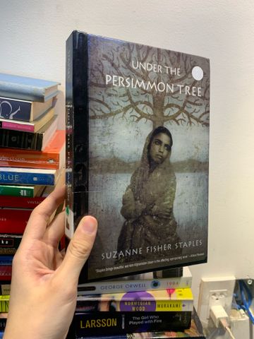  UNDER THE PERISMMON TREE - Suzzane Fisher Staples 