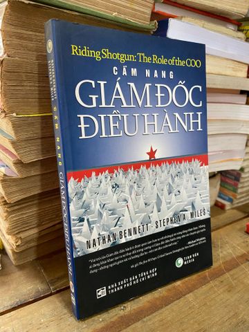 Cẩm Nang Giám Đốc Điều Hành - Nathan Bennett, Stephen A. Miles