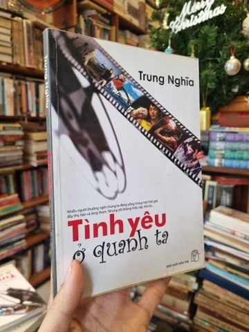  Tình yêu ở quanh ta - Trung Nghĩa 