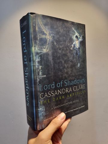  THE MORTAL INSTRUMENTS : Book 2 - City of Ashes - Casandra Calre 