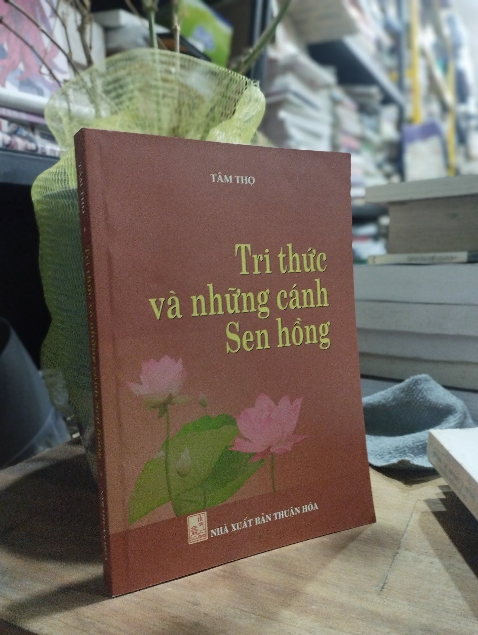 Tri thức và những cánh sen hồng - Tâm Thọ 