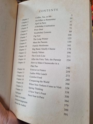  Lunch in Paris: A Delicious Love Story, with Recipes - Elizabeth Bard 