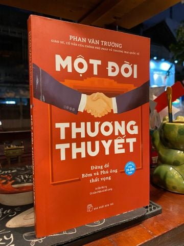 Một Đời Thương Thuyết - Phan Văn Trường