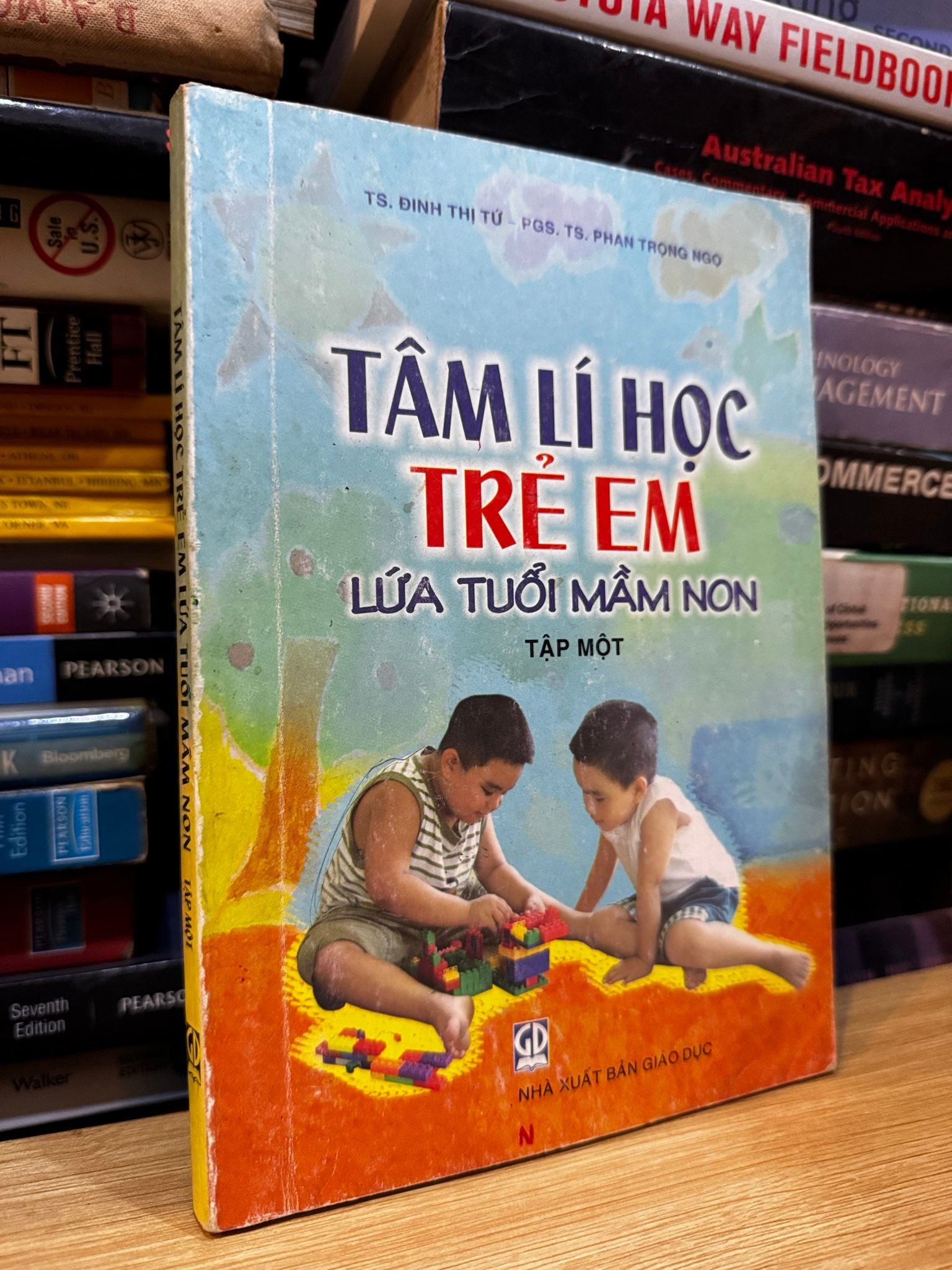  Tâm lý học trẻ em lứa tuổi mầm non Tập 1 - Đinh Thị Tứ, Phan Trọng Ngọ 