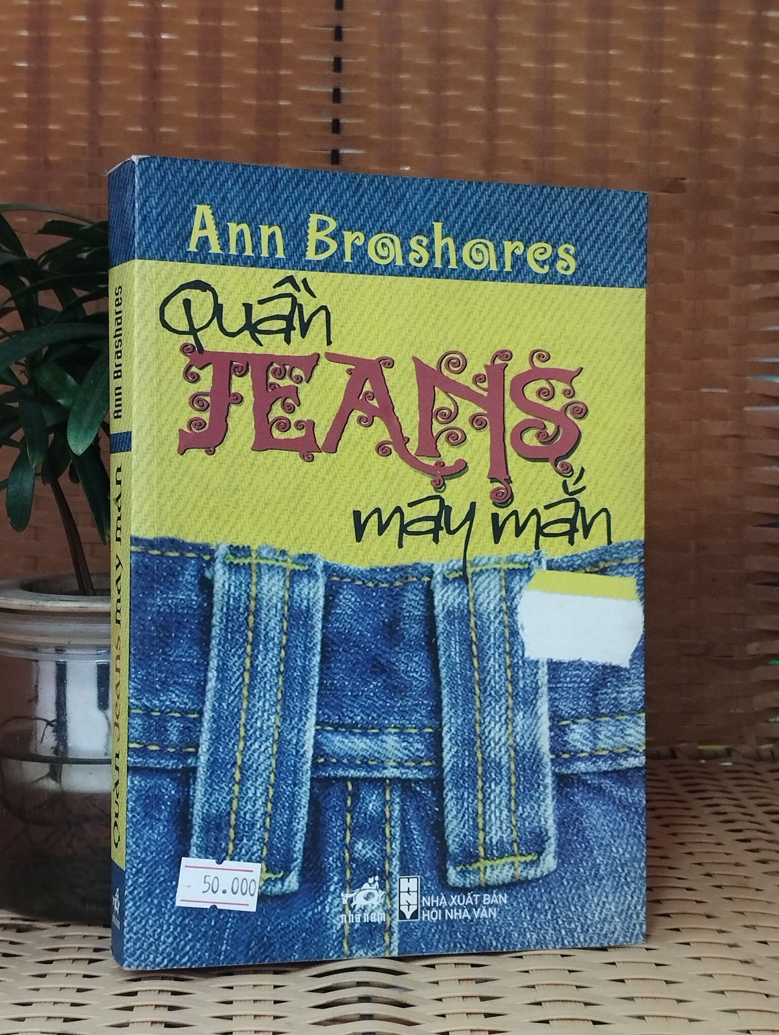  Quần jeans may mắn - Ann Brashares 
