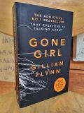  GONE GIRL - THE ADDICTIVE NO.1 BESTSELLER THAT EVERYONE IS TALKING ABOUT - GILLIAN FLYNN 