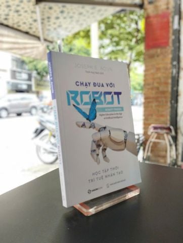  Chạy đua với Robot - Joseph E. Aoun 