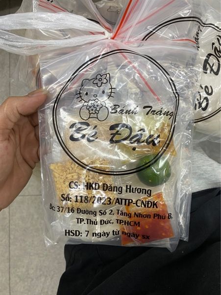 BÉ ĐẬU-TỎI PHI SATE
