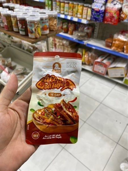 Cá cơm bà tuyết