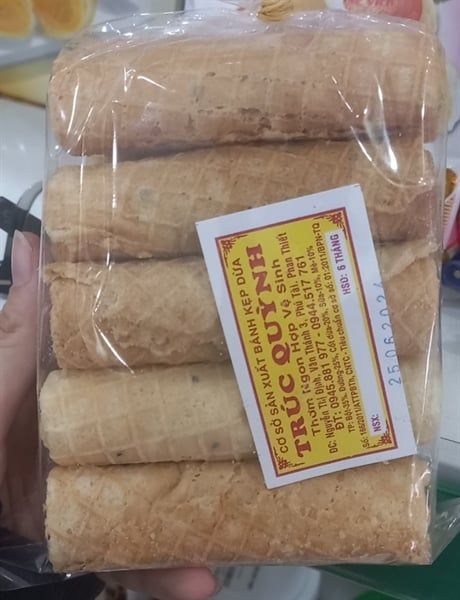 BÁNH ỐNG DỪA