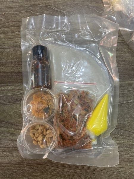 SÉC SỐT TẮC XÍ MUỘI