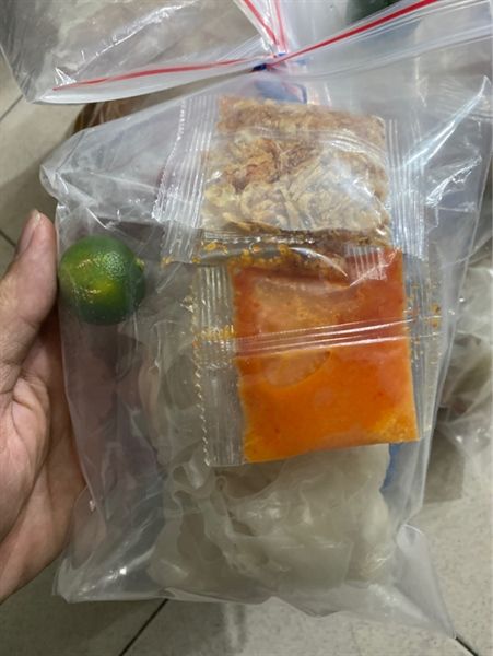 BÁNH TRÁNG MUỐI ỚT ĐỎ