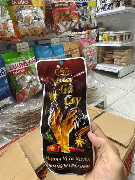 Chân gà cay Tứ Xuyên siêu to
