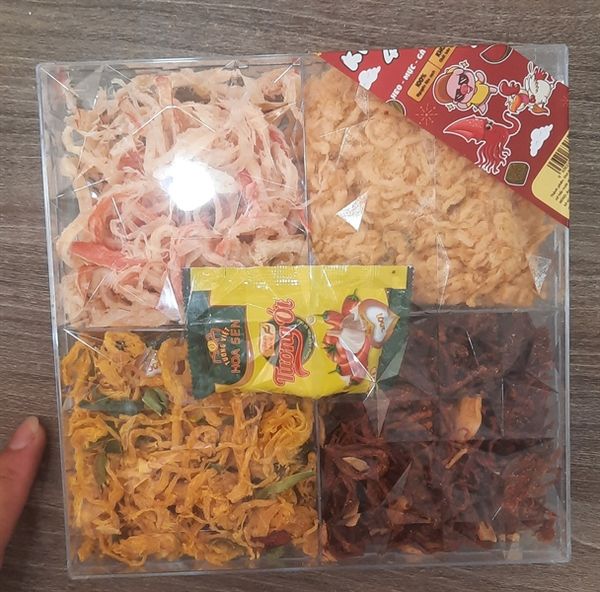 KHÔ MIX 4 VỊ VUÔNG 500GR
