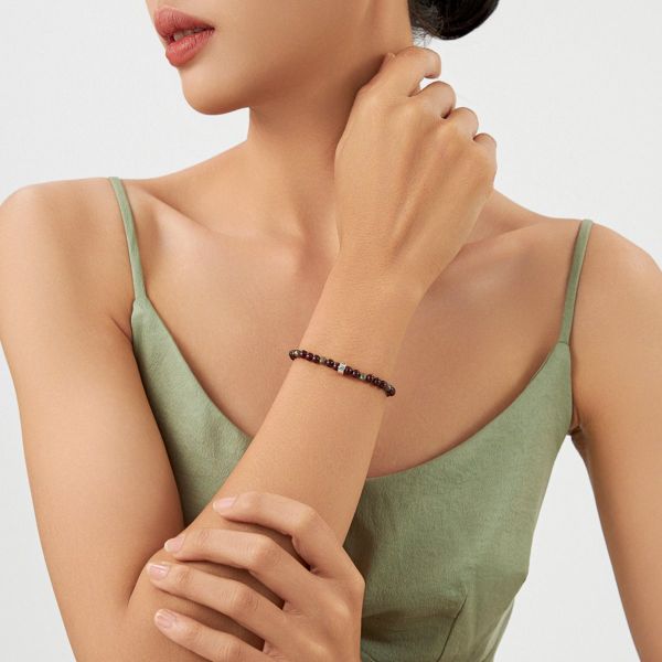  Vòng tay đá Garnet đỏ và Pyrite: Dòng sinh lực bền bỉ  - mã VTNU39 