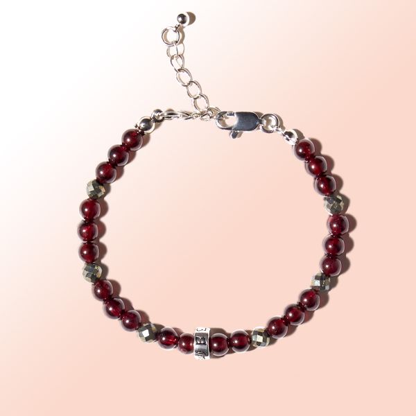  Vòng tay đá Garnet đỏ và Pyrite: Dòng sinh lực bền bỉ  - mã VTNU39 