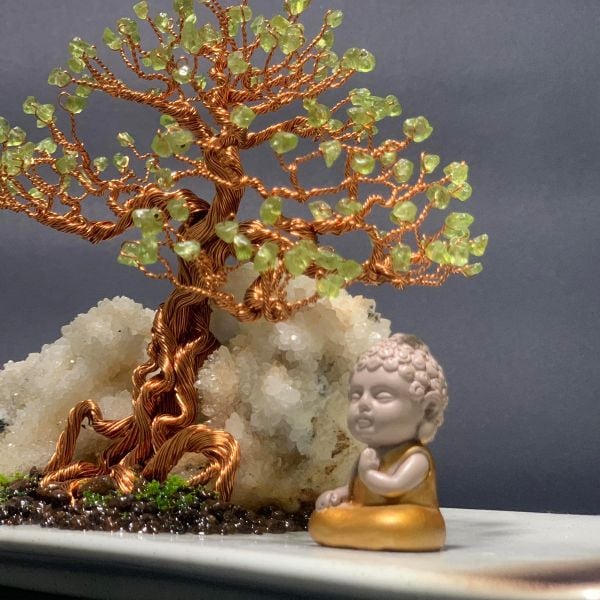  Bonsai dây đồng nghệ thuật đá Peridot và cụm tinh thể thạch anh trắng 