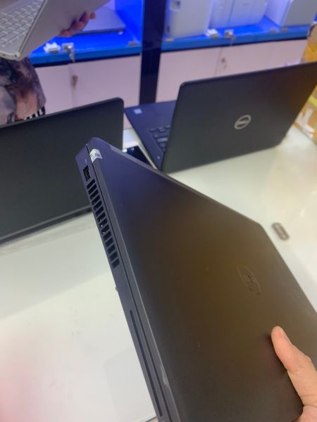 Laptop Dell E5470 I5-6300U ram 8G ddr4 SSD 256 Màn 14' bh 03 tháng