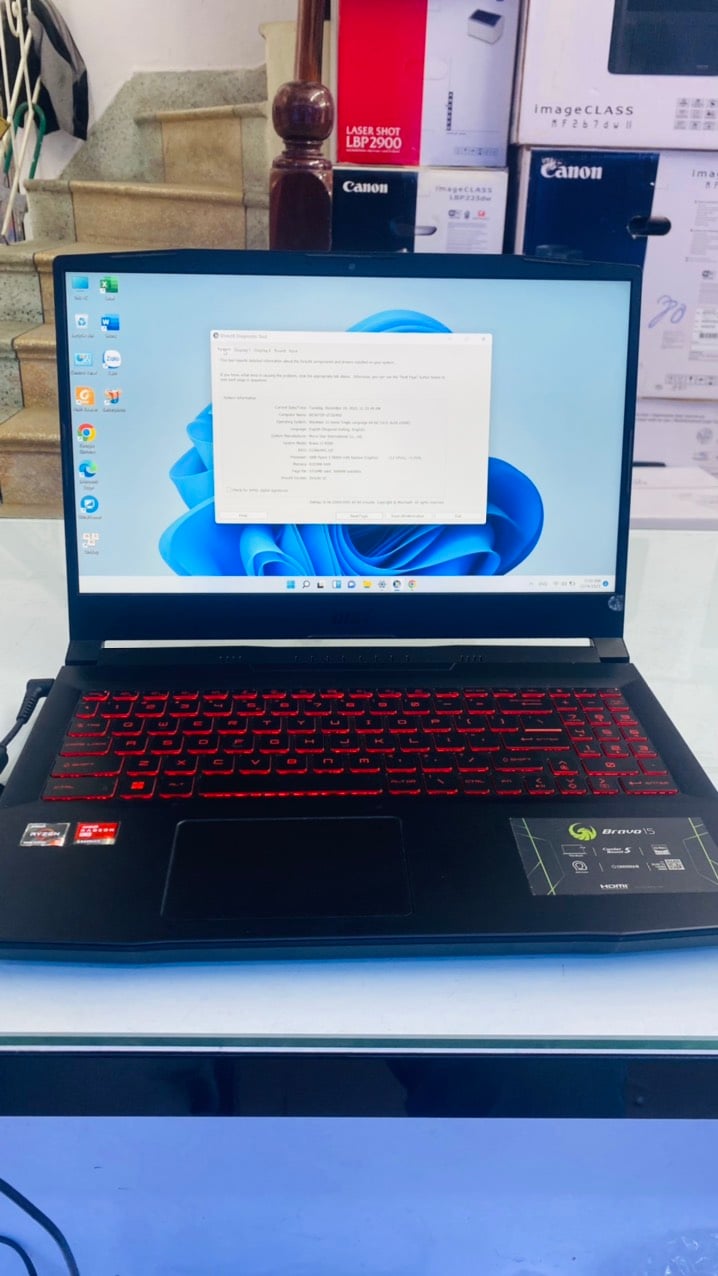 Laptop Gaming MSI Bravo 15 B5DD  (Ryzen™ 5-5600H | 8GB | 512GB | RX 5500M 4GB | 15.6 inch FHD | Win 11 | Đen) Bh 06 Tháng