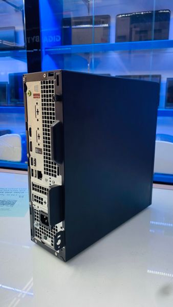 Máy tính Dell OPTIPLEX 3060 Core I3 8100, RAM 8GB, SSD 256GB (Hàng Trưng Bày Bh 12 tháng)