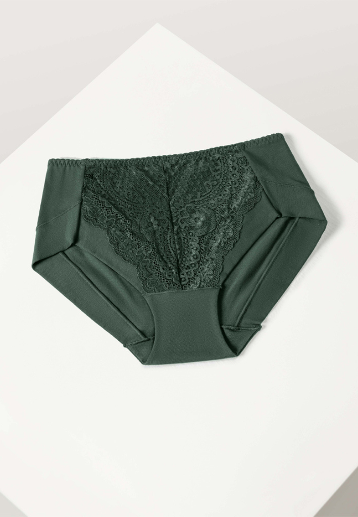 Quần lót nữ Sorella S24-081347
